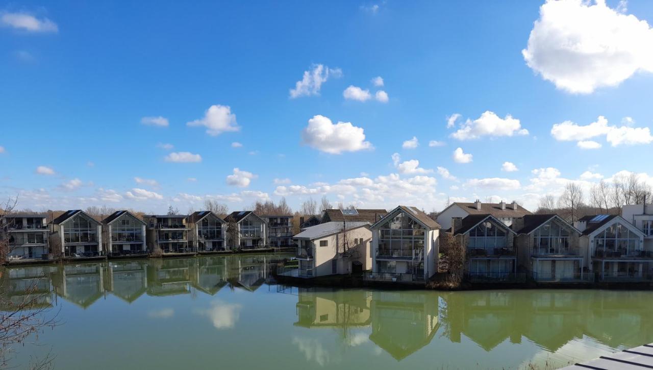 Appartamento Crow's Nest Penthouse With Free Access Somerford Keynes