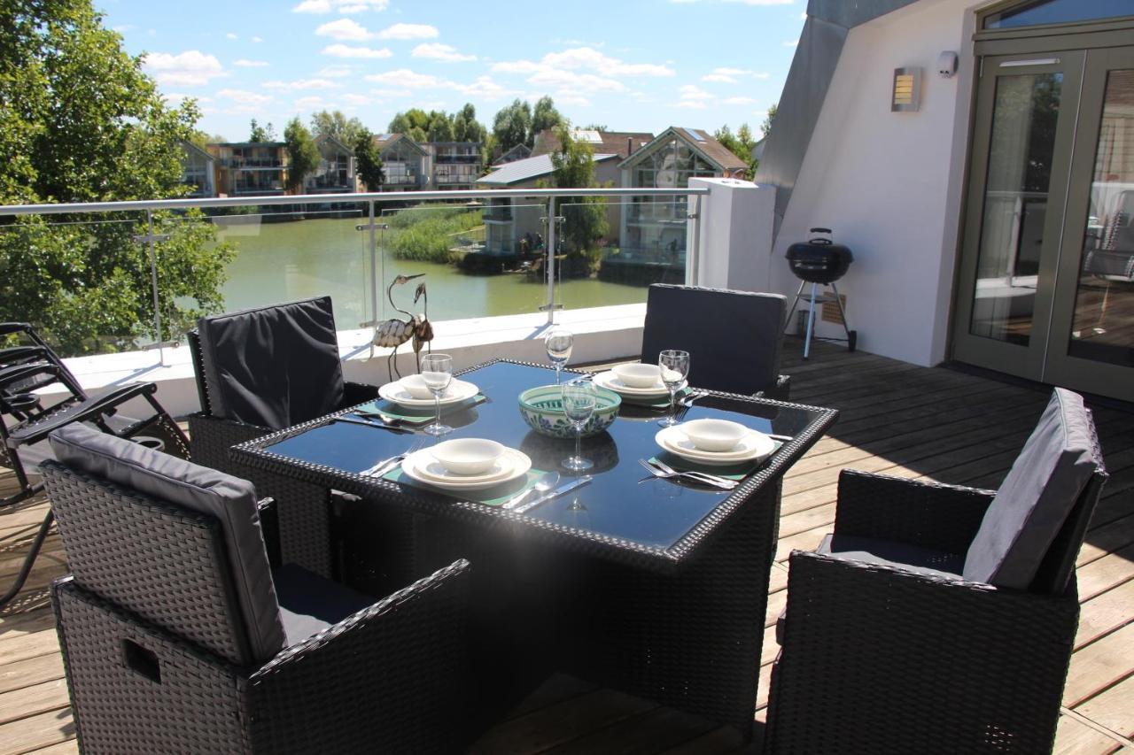 Crow's Nest Penthouse With Free Access